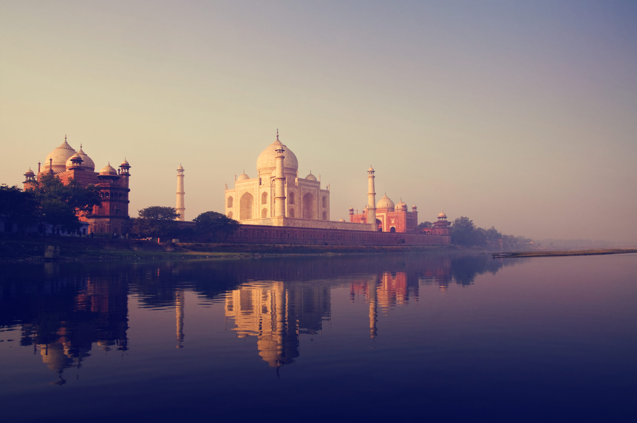 Sunrise at Taj Mahal during a halal-friendly Golden Triangle India tour