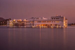 Read more about the article AMAZING HALAL TRIP TO UDAIPUR: THE LAKE CITY