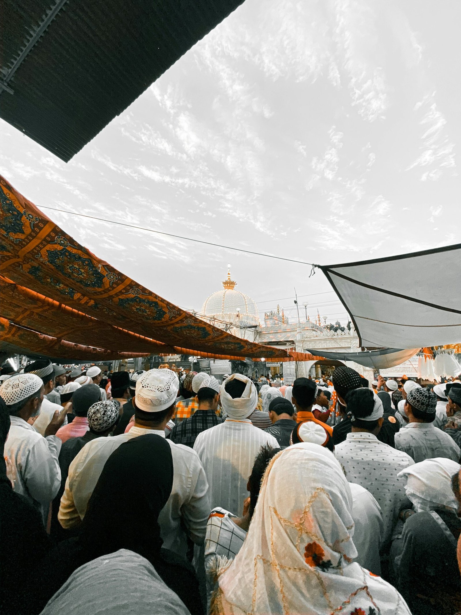 Group at Ajmer Sharif Dargah on a Ziyarat Tour India