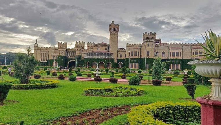 Lalbagh Botanical Garden and Bangalore Palace on a Muslim-friendly South India tour