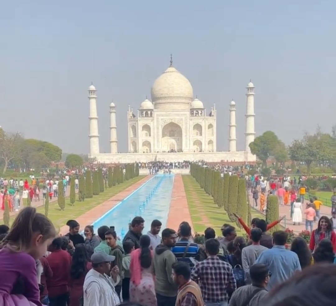 Muslim family at the Taj Mahal on a curated Halal-friendly tour package in India