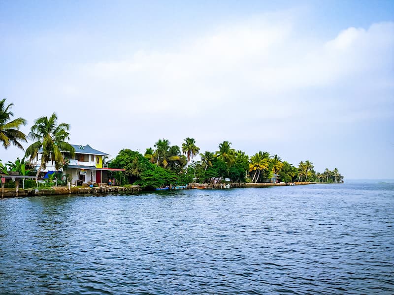 Muslim family enjoying sunset views at Alleppey Beach on a Halal-friendly holiday