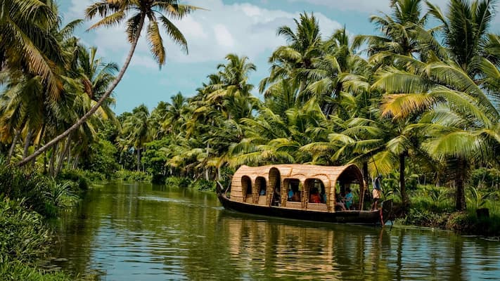 Muslim group tour exploring Kerala Halal-friendly travel through a traditional backwater village