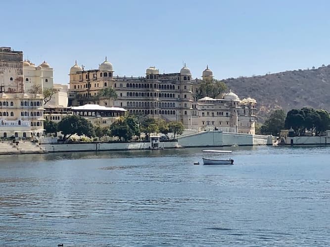 Muslim family boating on Lake Pichola, Udaipur, a highlight of Halal-friendly Rajasthan travel