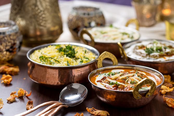 Halal food served to Muslim travelers in Mussoorie