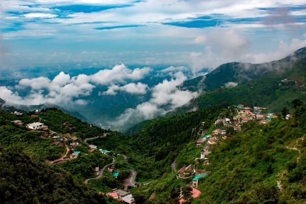 Beautiful panoramic hill views of Mussoorie, the Queen of Hills, on a Halal-friendly travel guide