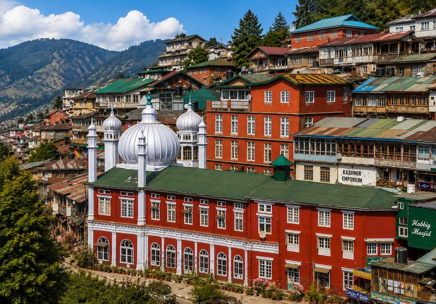 Muslim travelers visiting Shimla Jama Masjid near Mall Road
